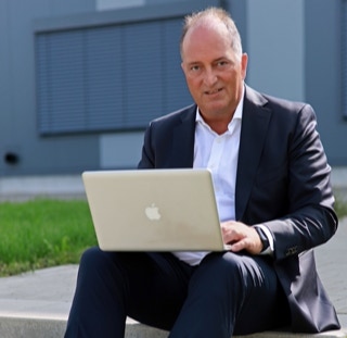 All-rounder with engineering, management and project expertise.